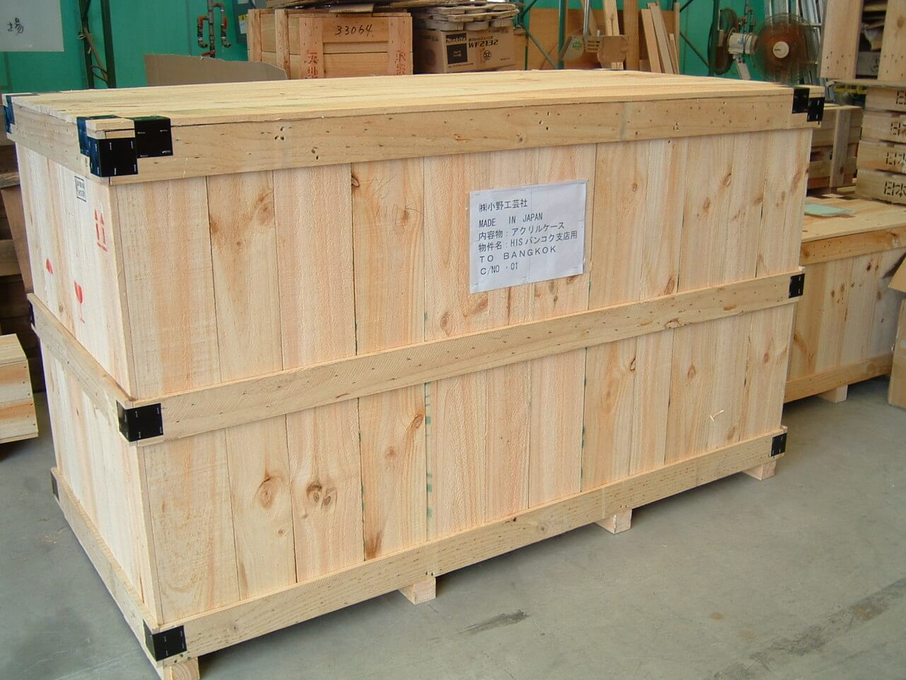 木箱の写真