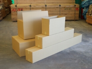 段ボール梱包の写真