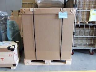 段ボール梱包の写真